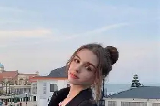 比黄一鸣更疯的人出现了4婚4离曝杨幂等五位女星整容杨紫垫底